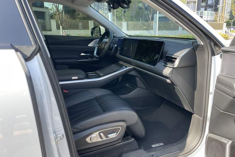 Used XPeng G9 2022 650 Performance Edition Max
