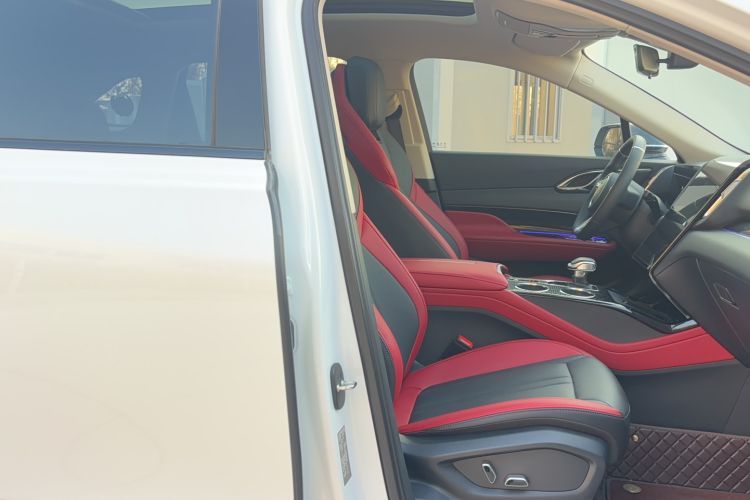 Used Hongqi HS3 2023 1.5T Two-Wheel Drive Shanwei Edition
