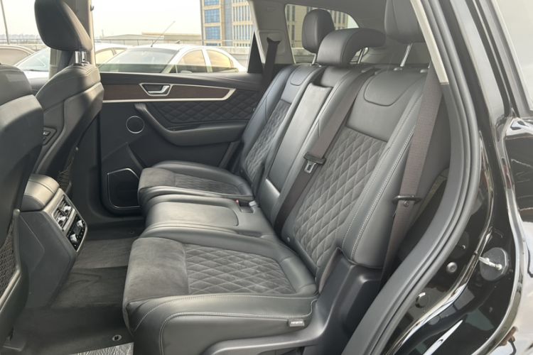 Used Hongqi HS7 2021 2.0T DCT Two-Wheel Drive Smart Connect Flagship Edition