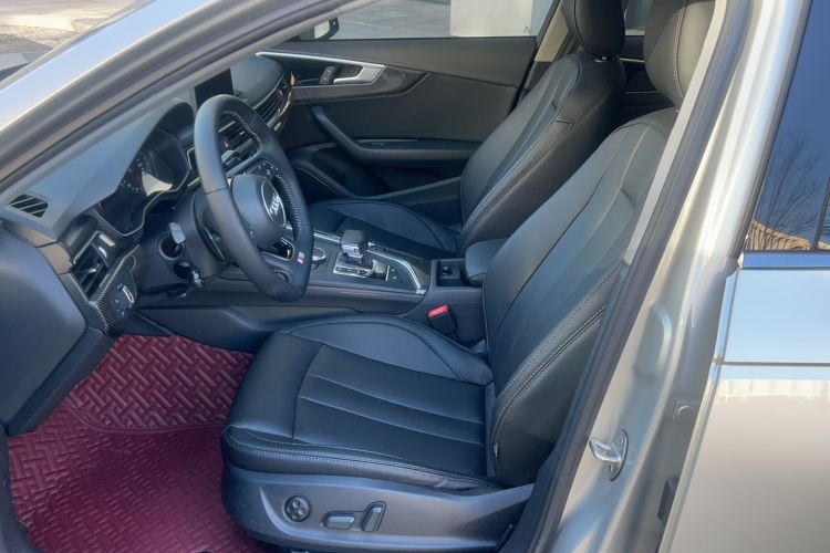 Used Audi A4L 2019 40 TFSI Ambition China VI
