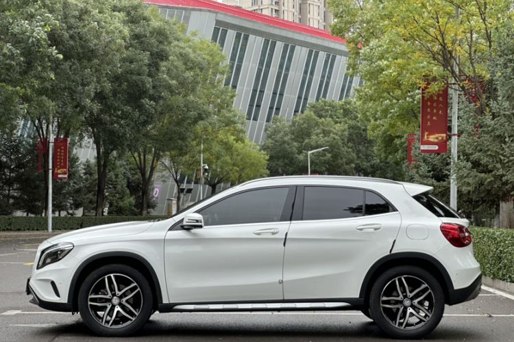 Used Mercedes-Benz GLA 2016 GLA 200 Fashion Model
