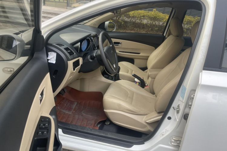 Used Chery E3 2013 1.5L Manual ZhiShang Model