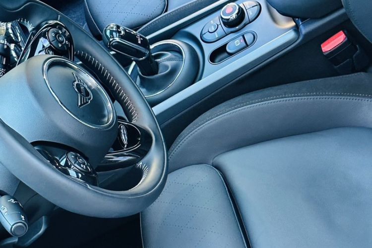 Used  Clubman 2019 1.5T COOPER Connoisseur
