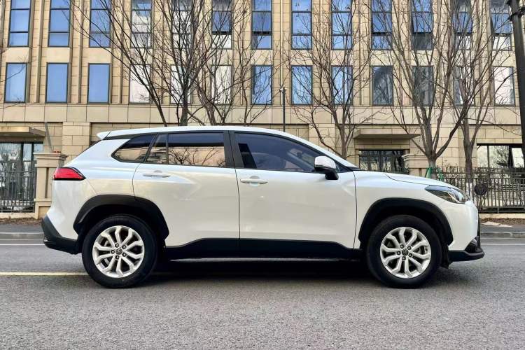 Used Toyota FRONTLANDER 2022 2.0L CVT Elite Edition