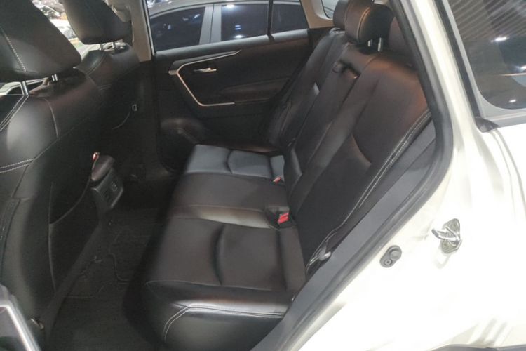 Used Toyota RAV4 2020 2.0L CVT Two-Wheel Drive Fashion Edition
