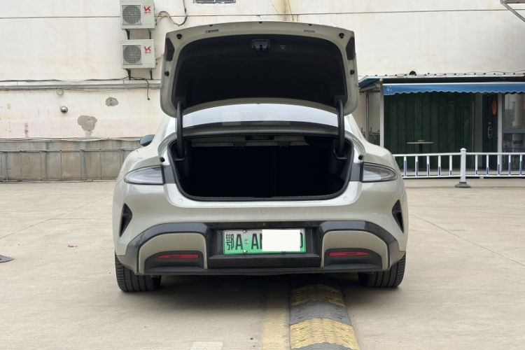 Used  SU7 2024 Four-Wheel-Drive Max Founder's Edition
