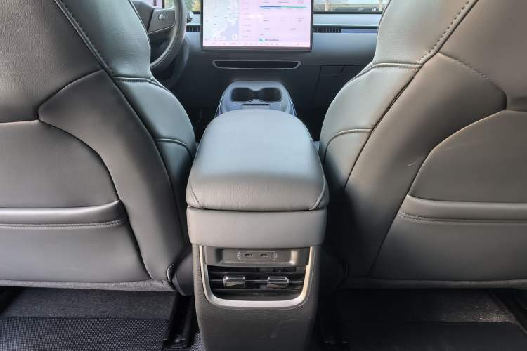 Used XPeng MONA M03 2024 620 with Ultra-Long Range
