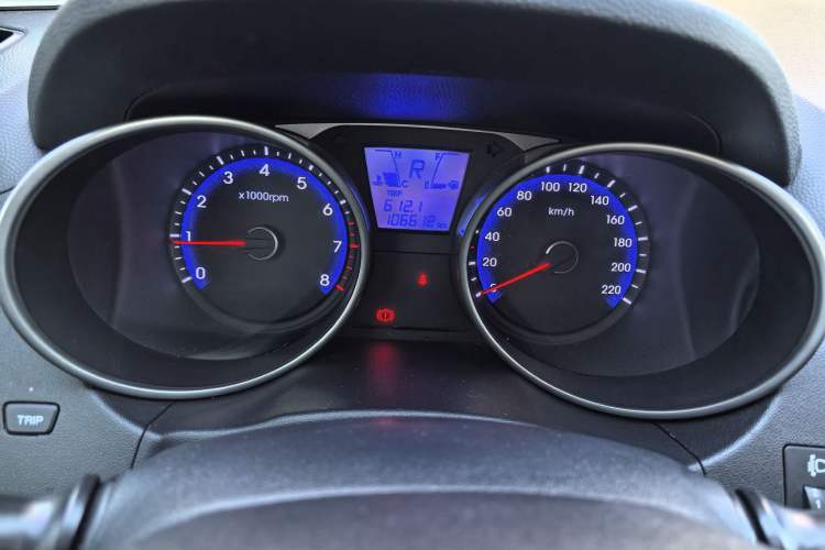 Used Hyundai ix35 2015 2.0L Automatic 2WD Smart Type China IV
