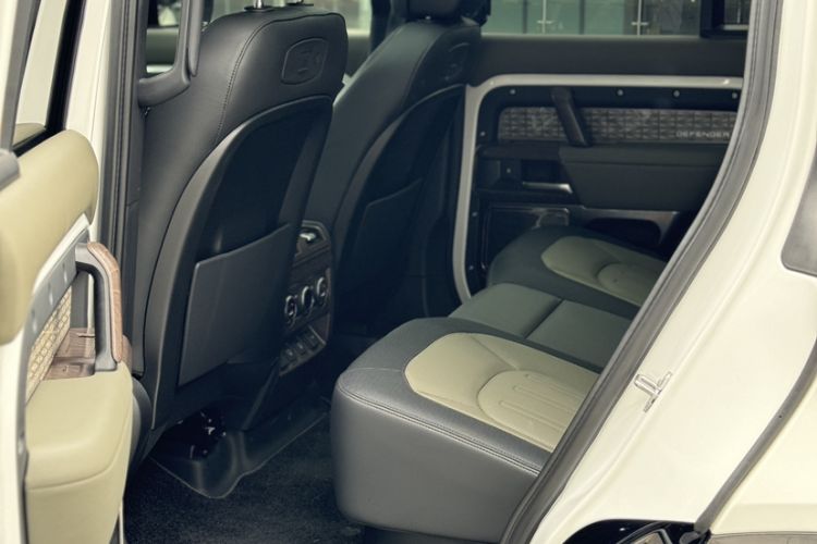 Used Land Rover Defender 2022 110 P400 X-DYNAMIC HSE
