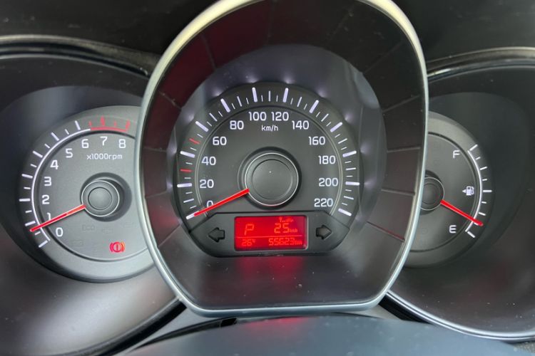 Used Kia K2 2015 Sedan 1.4L Automatic GLS
