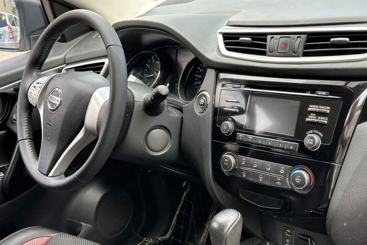 Used Nissan Qashqai 2016 2.0L CVT Luxury Edition
