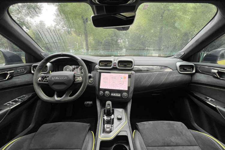 Used Lynk & Co 03 2022 03+ 2.0TD Automatic Wind-Chasing Edition
