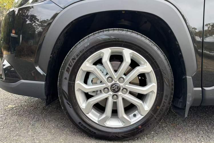 Used Toyota FRONTLANDER 2024 2.0L CVT Leading Plus Edition
