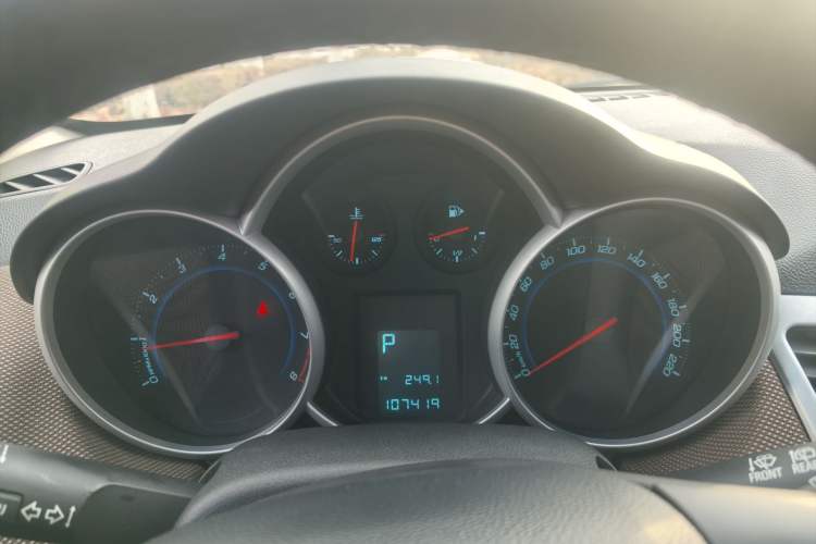 Used Chevrolet Cruze 2013 Hatchback 1.6L Automatic Luxury Model
