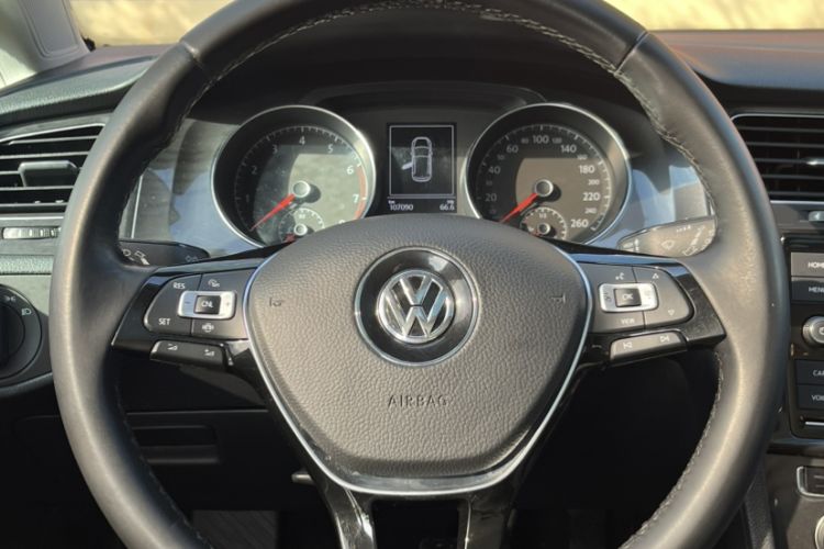 Used Volkswagen Golf 2019 280TSI DSG Comfort Version China VI Standard
