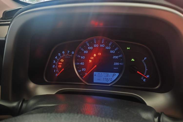 Used Toyota RAV4 2016 2.0L CVT Two-Wheel Drive Fashion Edition China V Standard