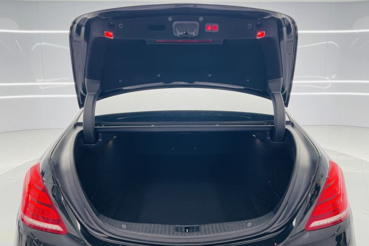 Used Mercedes-Benz S-Class 2016 S 320 L Business Model
