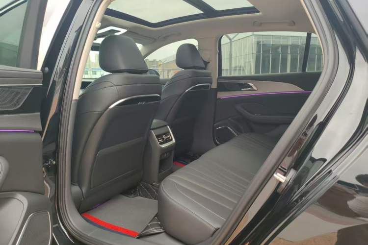 Used Hongqi H5 2023 1.5T DCT Smart Connect Flagship Edition
