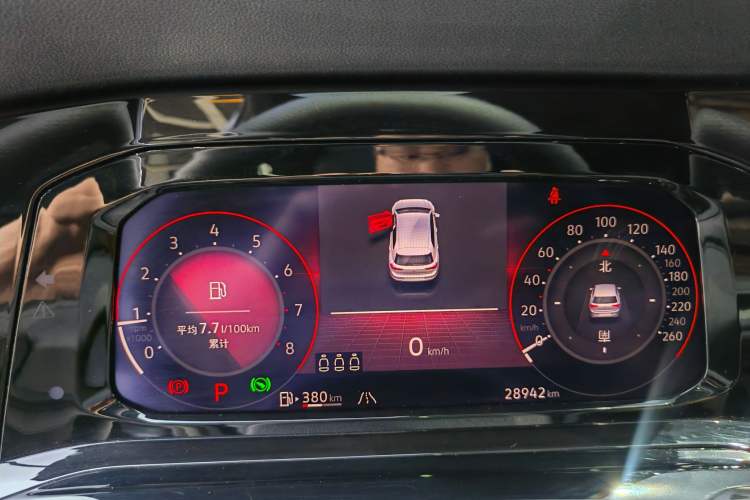 Used Volkswagen Golf 2023 Facelift 280TSI DSG R-Line Lite
