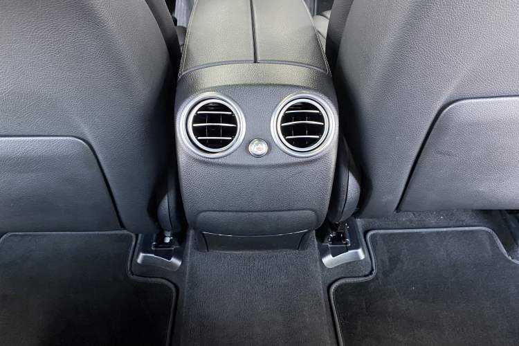 Used Mercedes-Benz GLC 2016 GLC 200 4MATIC
