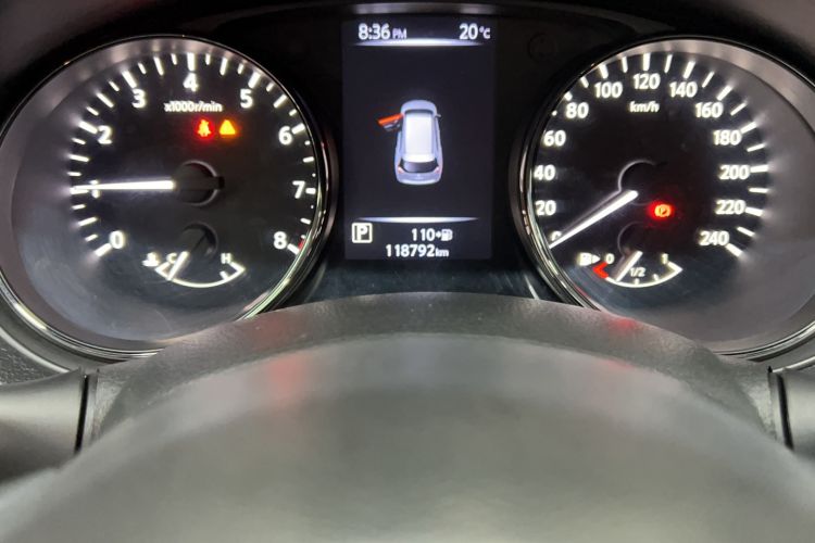 Used Nissan X-Trail 2017 2.5L CVT Leading Edition 4WD
