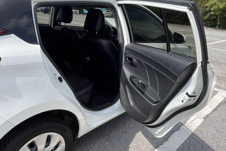 Used Toyota YARiS L 2016 Revised 1.5E CVT Charming Edition
