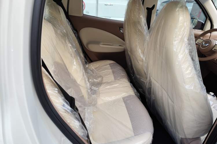 Used Wuling Hongguang MINIEV 2025 Four-Door Version Advanced Edition
