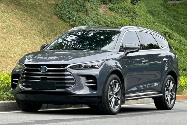 Used BYD Tang New Energy 2018 DM 2.0T All-Wheel Drive Smart Connectivity Luxury Model 7 Seats China V Emission Standard
