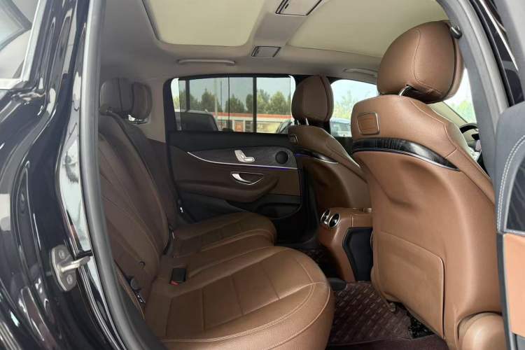 Used Mercedes-Benz E-Class 2019 E 300 L Sport Luxury Edition
