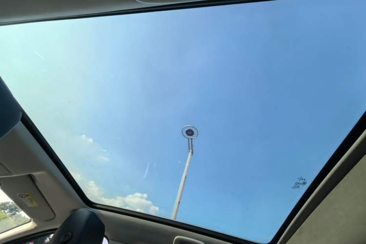 Used Land Rover Discovery Sport 2018 240 PS SE Version