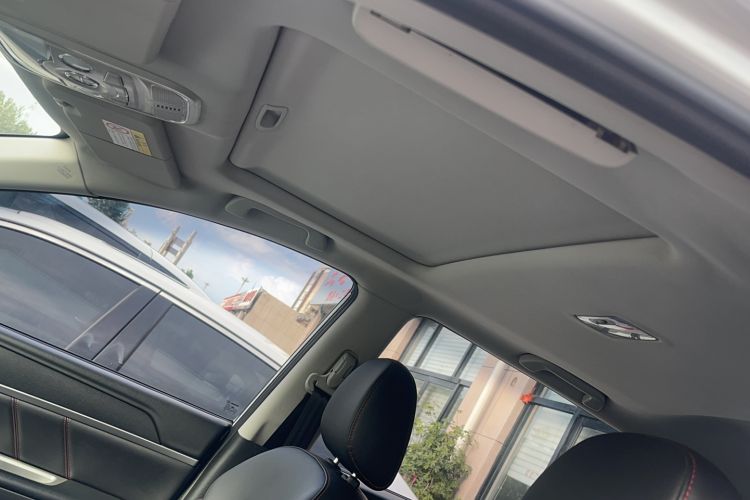 Used Haval H6 2015 Sport Edition 1.5T Automatic Two-Wheel Drive Luxury Model
