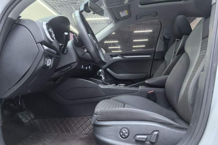 Used Audi A3 2019 Limousine 35 TFSI Sporty Version China VI
