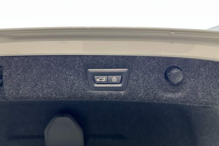 Used BMW 5 Series 2023 530Li Leading Model M Sport Package