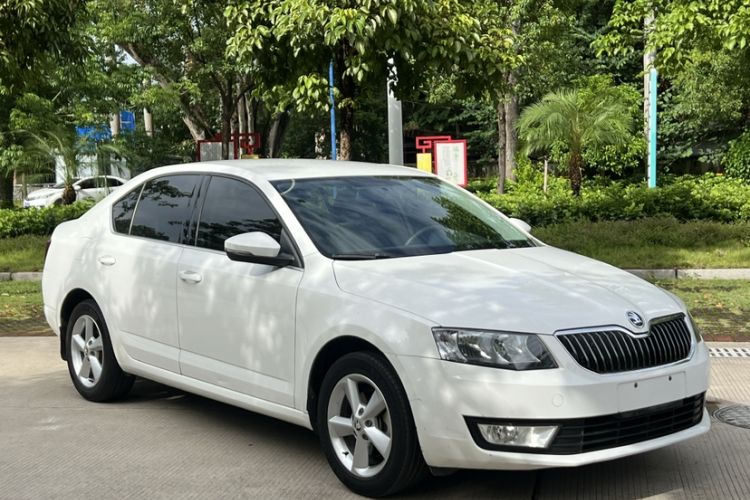 Used Skoda Octavia 2015 1.6L Automatic Yijie Edition
