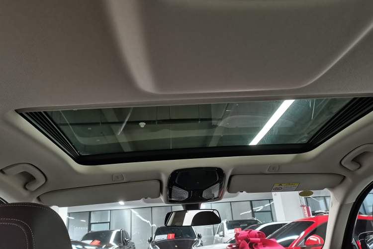 Used BMW 5 Series 2022 Second Facelift 525Li Luxury Package
