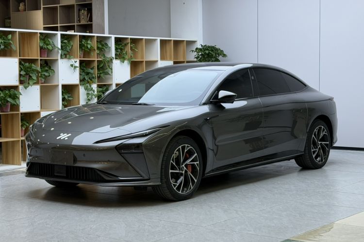 Used IM L7 2022 Dynamic Model