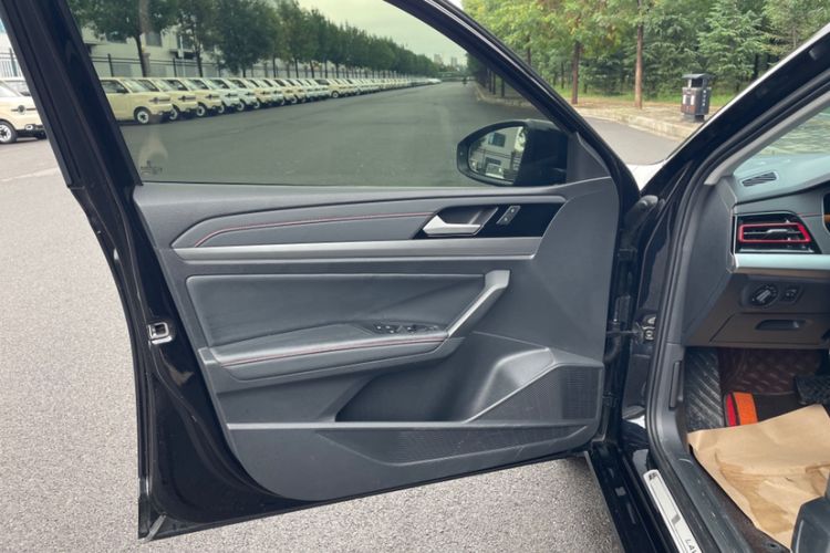 Used Volkswagen Lavida 2023 300TSI DSG Starry Full-Comfort Edition
