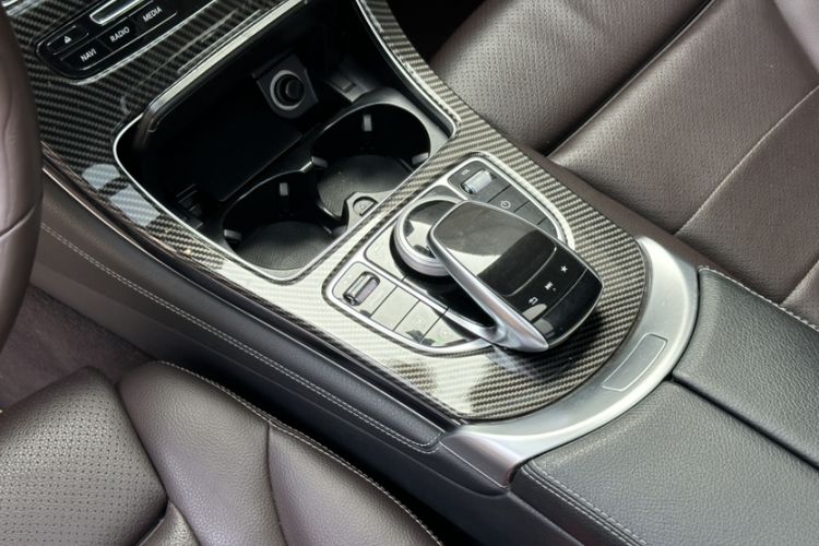 Used Mercedes-Benz GLC 2017 GLC 260 4MATIC Luxury Model
