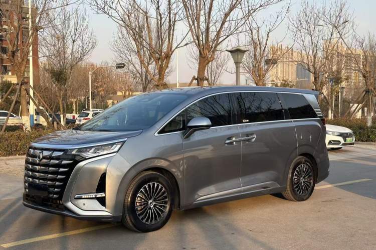 Used Denza D9 2022 DM-i 970 Four-Wheel Drive Prestige Model
