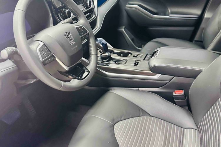 Used Toyota Crown Land Cruiser 2023 2.5L HEV Four-Wheel Drive Prestige Edition
