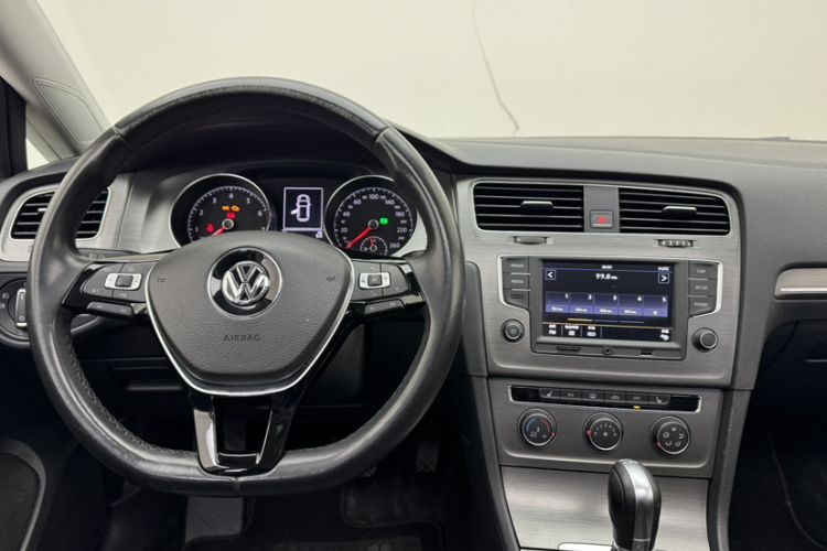 Used Volkswagen Golf 2016 230TSI Automatic Luxury Version
