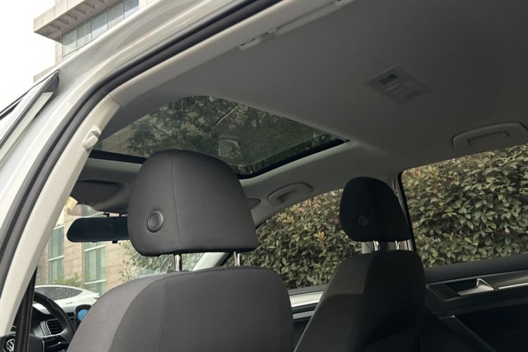 Used Volkswagen Golf 2016 1.6L Automatic Comfort Model
