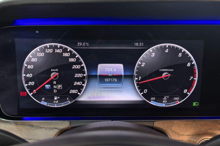 Used Mercedes-Benz E-Class 2018 Facelift E 200 L
