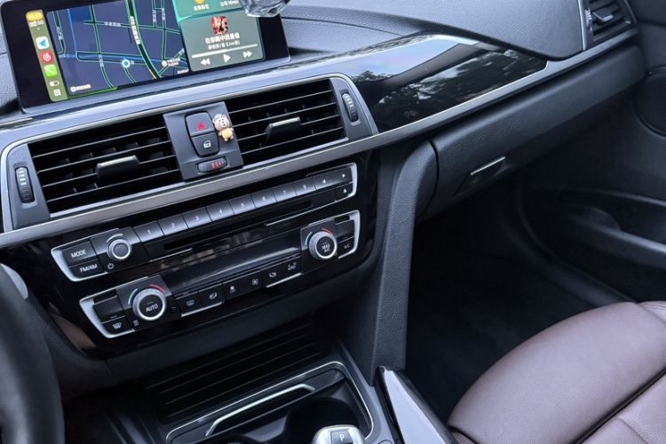 Used BMW 3 Series 2019 320Li Fashion Model
