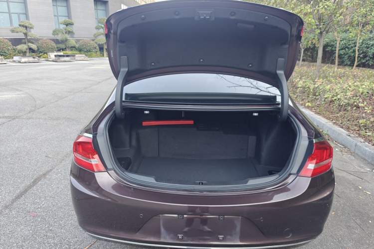 Used Buick LaCrosse 2016 30H Luxury Version
