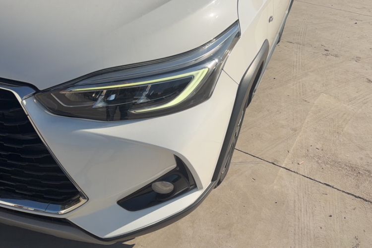 Used Toyota YARiS L 2022 X-Trail 1.5L CVT Luxury PLUS Edition