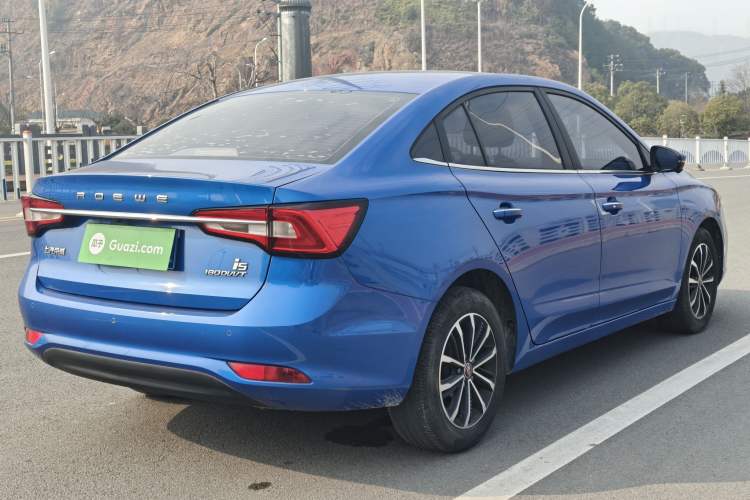 Used Roewe i5 2020 1.5L Automatic 4G Connect Luxury Flagship Edition
