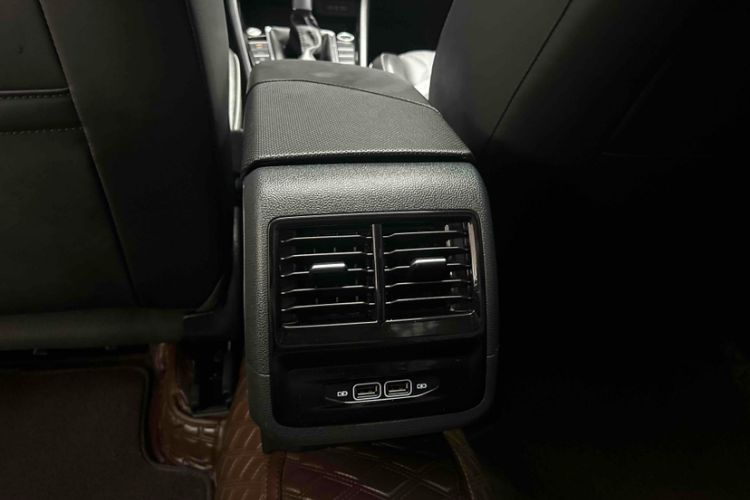 Used Volkswagen Sagitar 2024 300TSI DSG Excellence Edition
