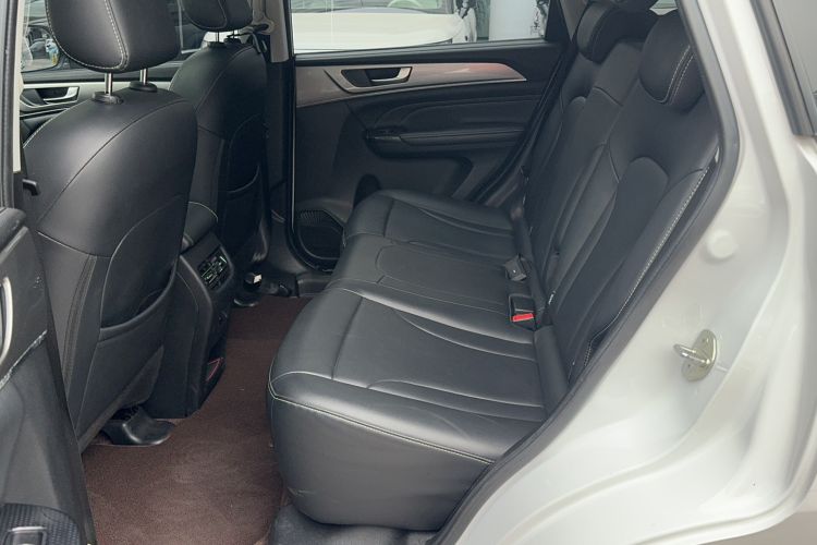 Used Haval M6 2021 PLUS 1.5T DCT Luxury Smart Connectivity Model
