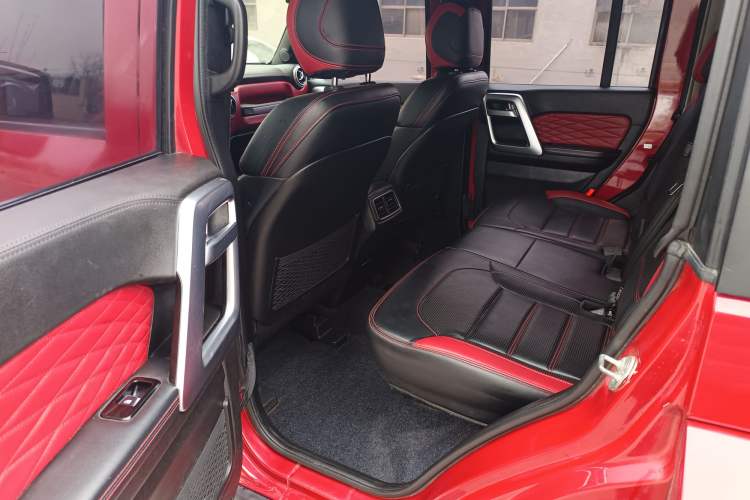 Used BAIC Off-Road BJ40 2018 PLUS 2.3T Automatic Four-Wheel Drive Flagship Version China V Emission Standard